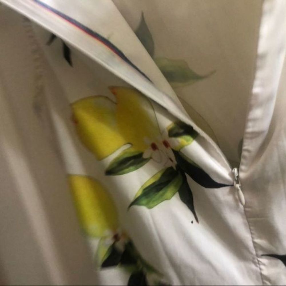 Lemon Print Sleeveless Fit &‎ Flare Sun Dress Size Medium - Picture 7 of 8